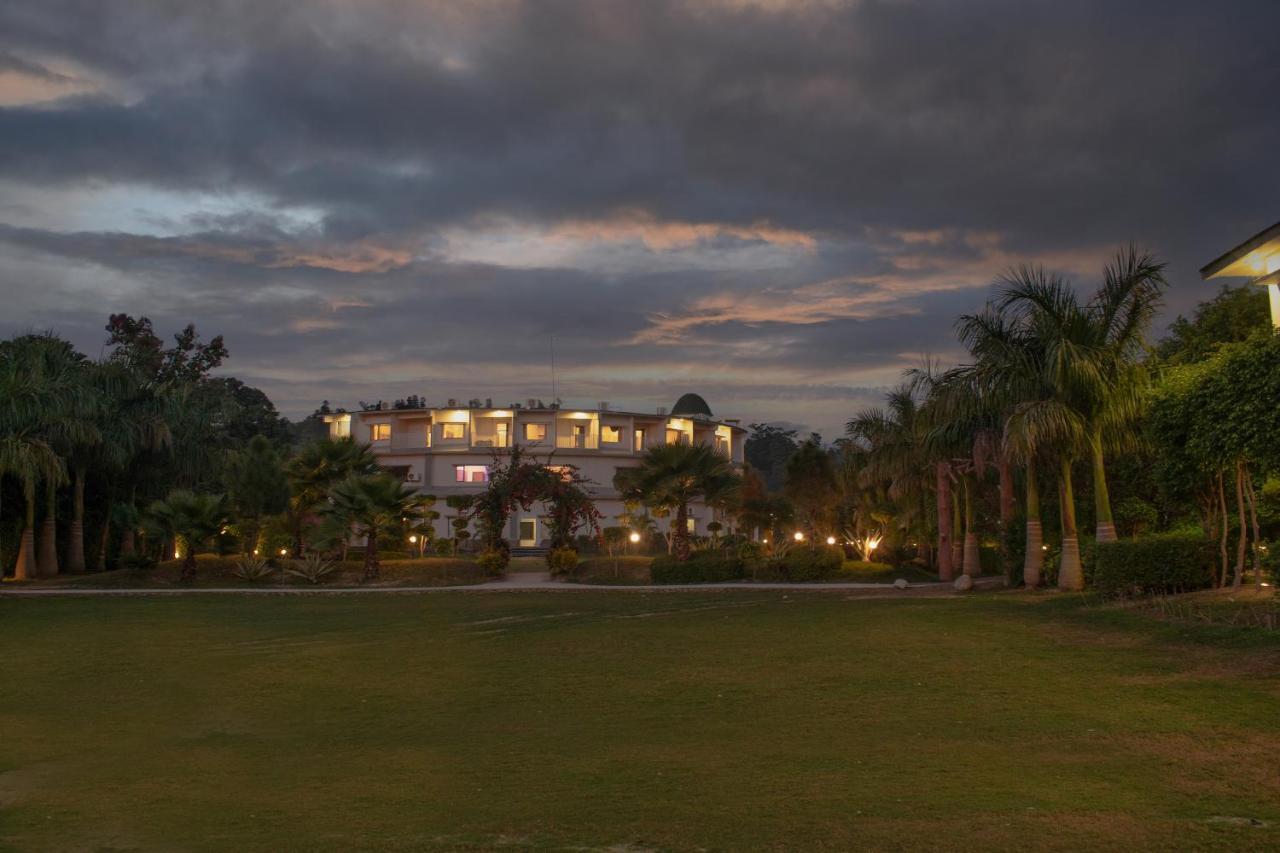 The Tattwaa Corbett Spa And Resort Rámnagar Kültér fotó